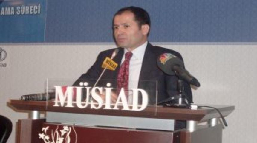 G&uuml;mr&uuml;k ve Ticaret M&uuml;steşarı, şirketlere web sayfası mecburiyetinin ardında durdu