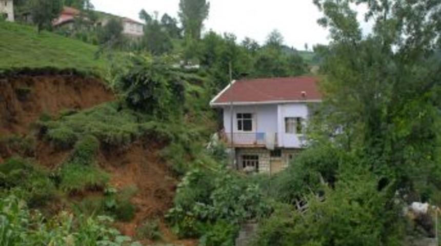 Rize Valiliği, afetzedeleri 'hasar başvurusu' i&ccedil;in uyardı