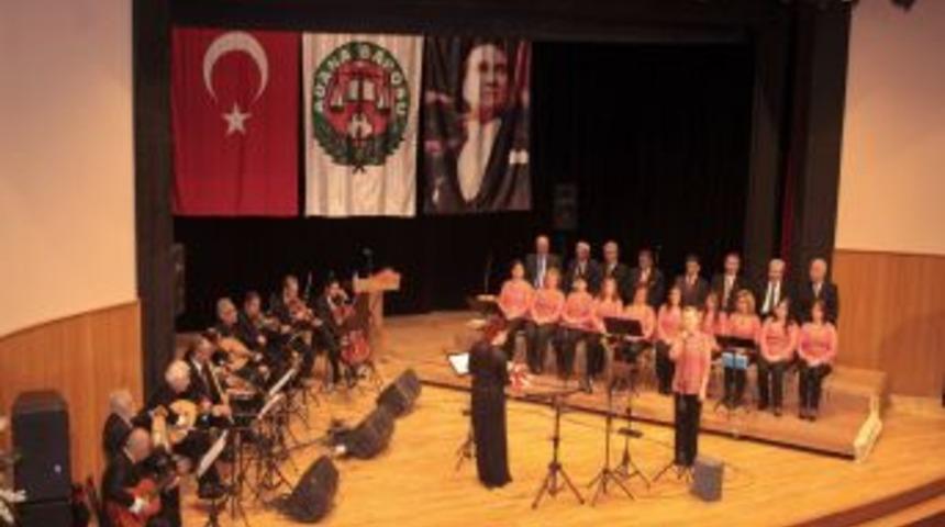 Avukatlar Adana Barosunun konserinde buluştu