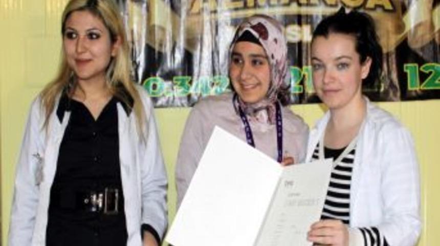 Almanya Vizesi İçin Sertifikalarını Aldılar