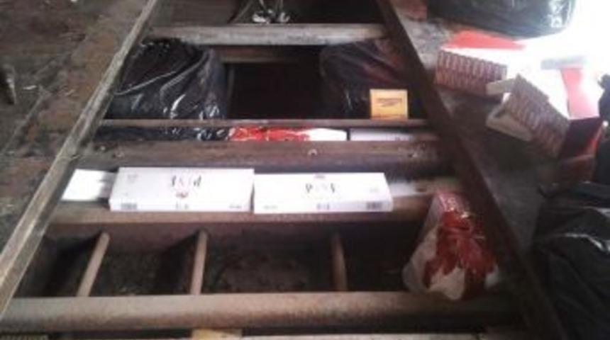 Habur Sınır Kapısı'nda Ka&ccedil;ak&ccedil;ılık Operasyonu