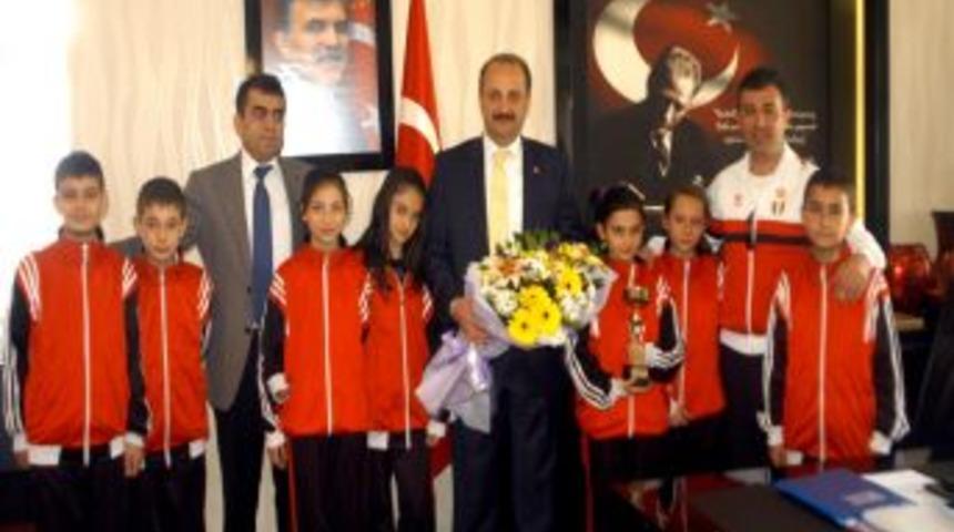 Mamak'ın Altın Raketleri T&uuml;rkiye Şampiyonası'nda