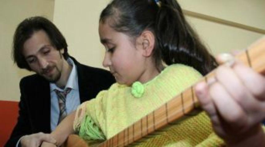 Adıyaman'da Trafik Kazası: 3 Yaralı