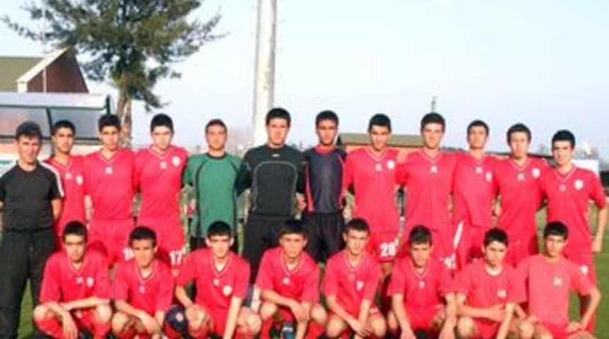 Kepez U17 başarılara doymuyor