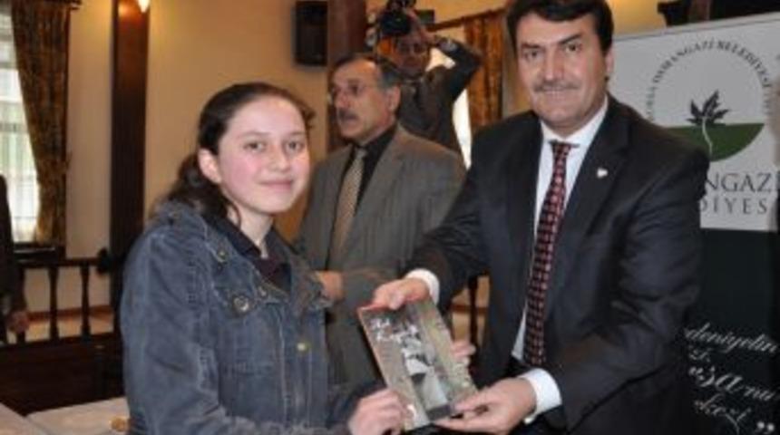 Osmangazi, T&uuml;rkiye'nin gen&ccedil; yazarlarını keşfediyor