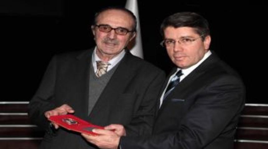 "Milli k&uuml;lt&uuml;r&uuml;m&uuml;z &ccedil;ocuklarımıza &ouml;ğretilemiyor"