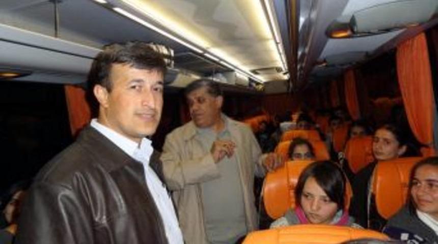 Kızıltepeli &ouml;ğrencilere &Ccedil;anakkal'eye uğurlandı