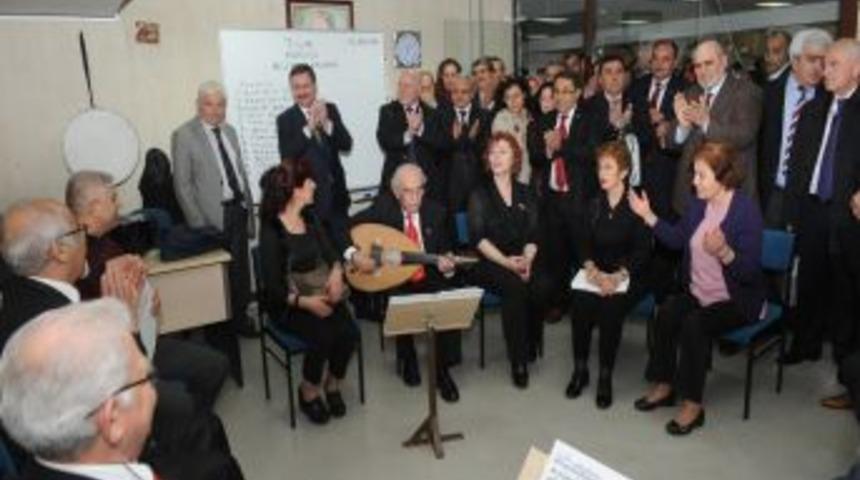 Başkan G&ouml;k&ccedil;ek, yerel idarecilere aile yaşam merkezlerini gezdirdi