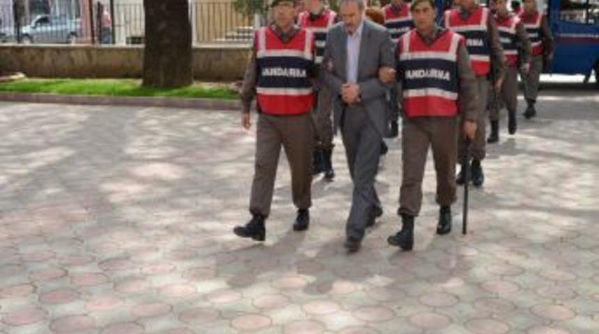 Erken emekli etme vaadiyle dolandıran su&ccedil; &ouml;rg&uuml;t&uuml; &ccedil;&ouml;kertildi