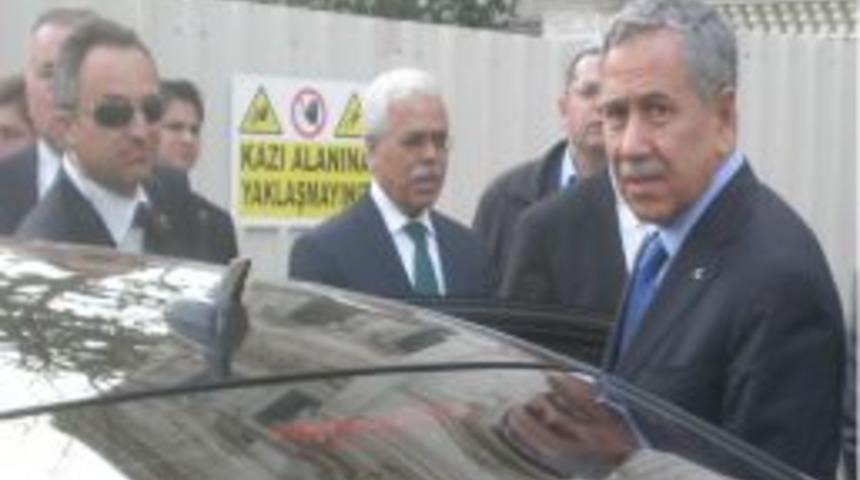 Arın&ccedil; ve G&uuml;nay'dan Neslişah Sultan'ın ailesine taziye ziyareti