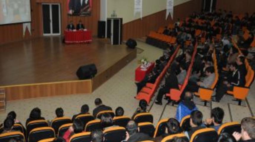 Prof. Dr. Ataman: Arap baharında kitleler, adalet, ekmek ve &ouml;zg&uuml;rl&uuml;k istedi