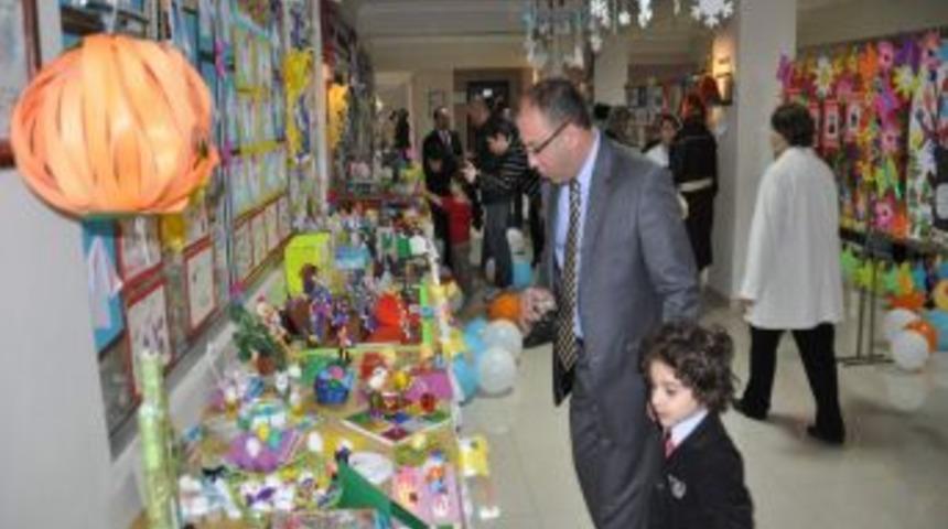 Anaokulu &ouml;ğrencilerinin hazırladığı sergi beğeni topladı