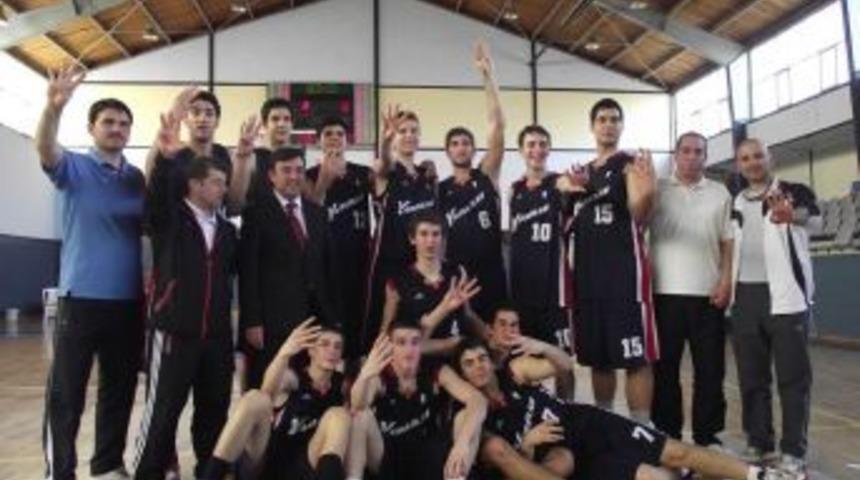 Basketbolda Yamanlar d&ouml;rd&uuml;nc&uuml; defa zirvede