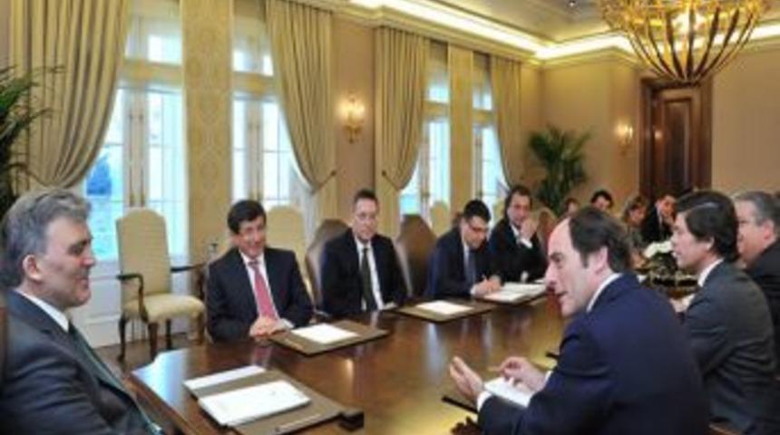 Cumhurbaşkanı G&uuml;l, Portekiz Dışişleri Bakanı Portas&rsquo;ı kabul etti