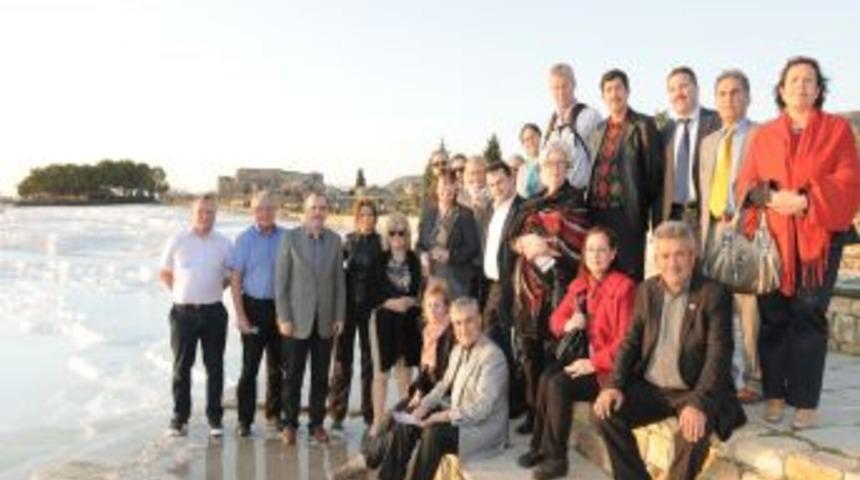 AER &uuml;yeleri Pamukkale&rsquo;ye hayran kaldı