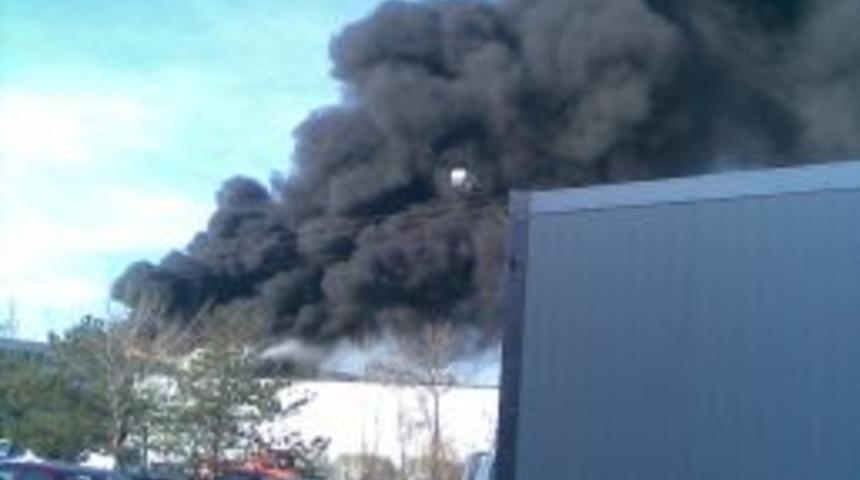 Ankara OSTİM'deki yangın b&uuml;y&uuml;k korku yaşattı