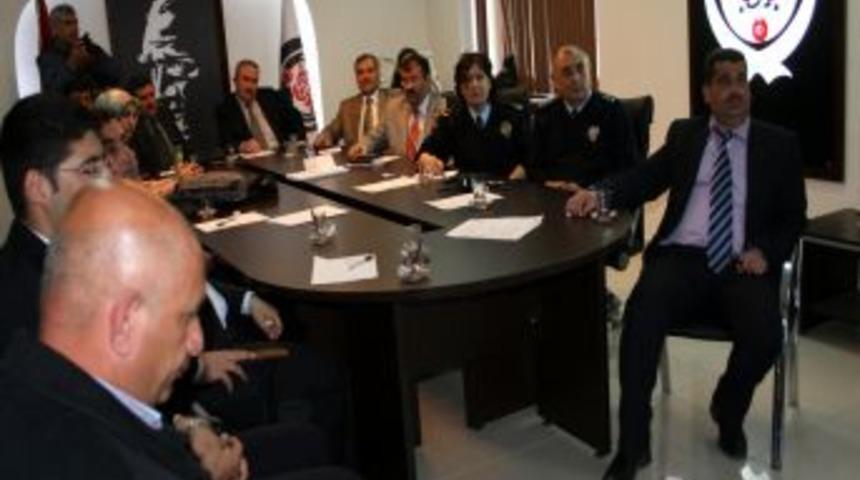 Midyat&rsquo;ta daire amirleri &lsquo;İletişim ve Empati Geliştirme&rsquo; eğitimi alıyor