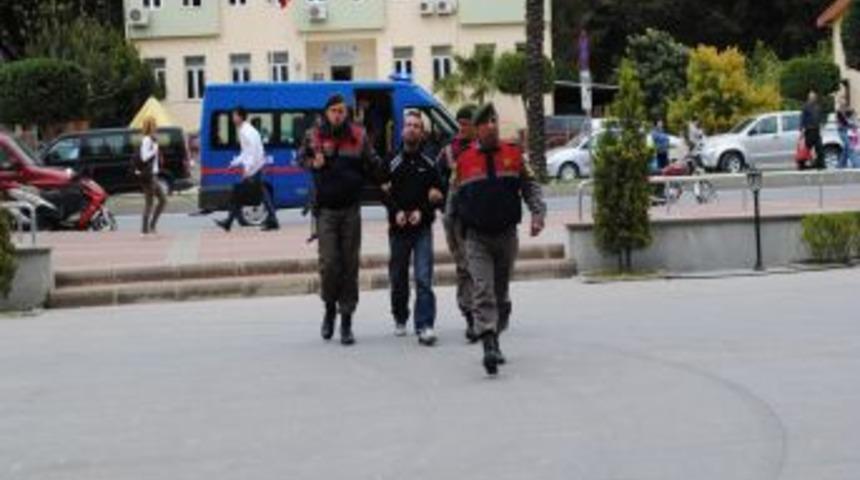 Kırımızı b&uuml;ltenle aranan Alman uyuşturucu satıcısı yakalandı