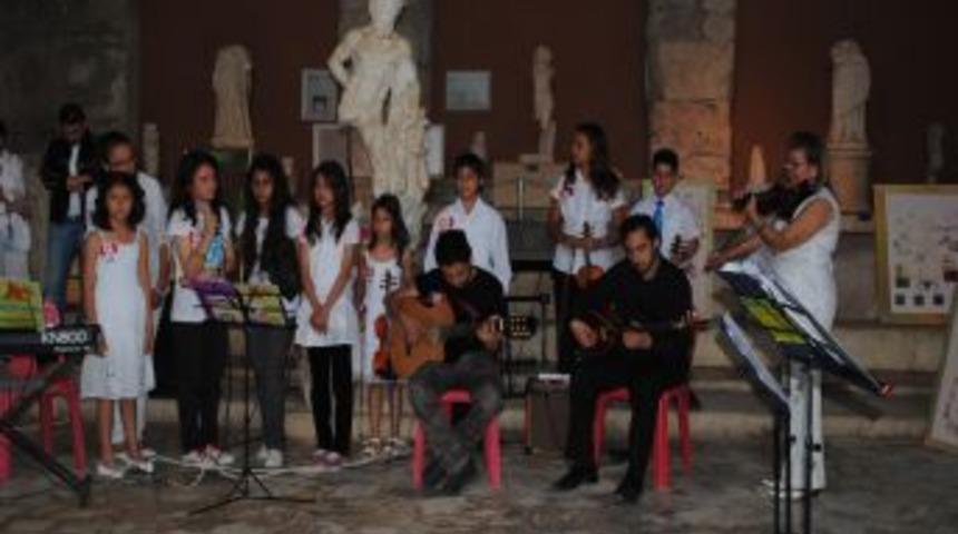 Gen&ccedil;ler Manavgat'ta tarihi &ouml;ren yerlerini gezecek