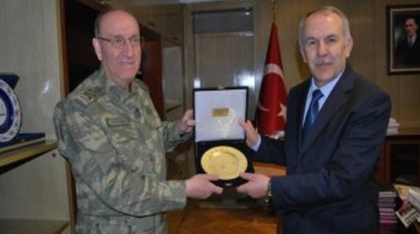 Kara Kuvvetleri Komutanı Kıvrıkoğlu Gaziantep'e geldi