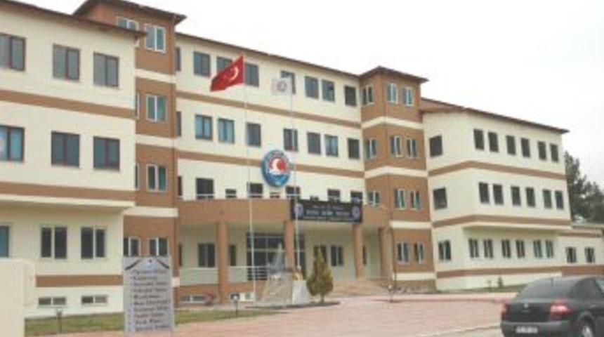 Taşeron Kendini Yakmaya Kalktı