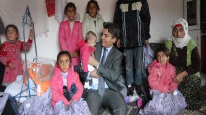 Esenyurt Yangını Mağduru Aileye Ev S&ouml;z&uuml;