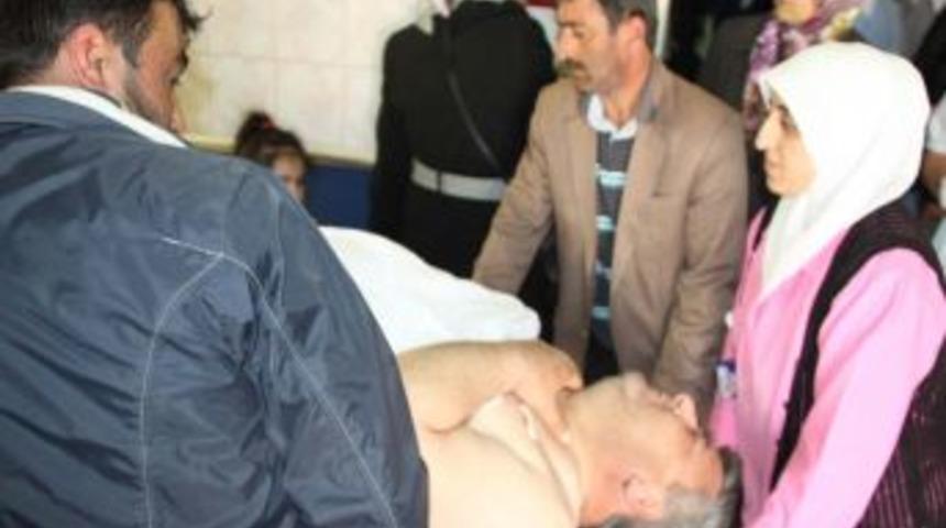 Dozerden D&uuml;şen Muhtar Yaralandı