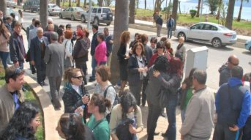Marmaris'te &Ouml;ğretmenler 4+4+4'&uuml; Protesto Etti