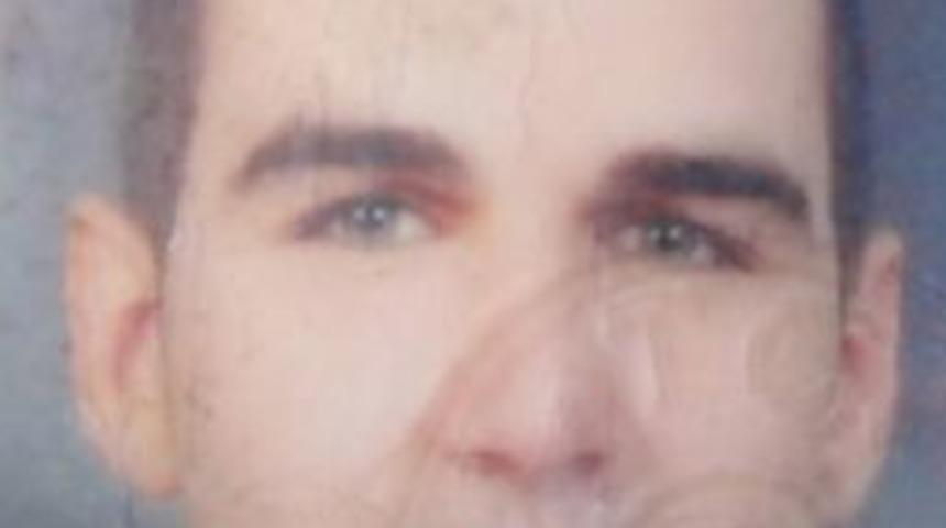 &Ouml;nce Kız Arkadaşını, Polisler Yakalayınca Da Kendini Kalbinden Bı&ccedil;akladı