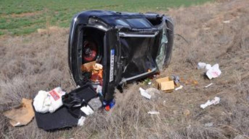 Aksaray'da Otomobil Takla Attı: 2 Yaralı