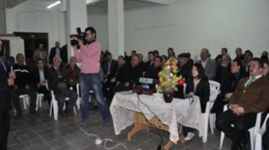 Tarımda toplulaştırma toplantısına k&ouml;yl&uuml;lerden b&uuml;y&uuml;k ilgi