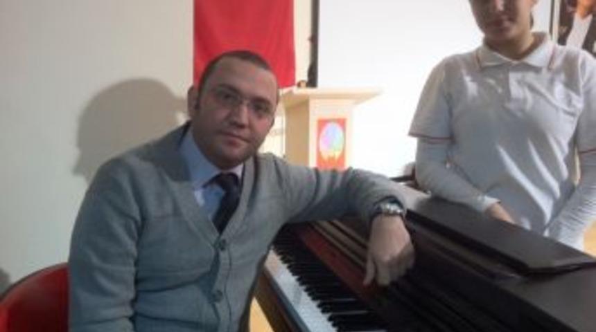 Geleceğin m&uuml;zisyeni Orhangazi Koleji'nden