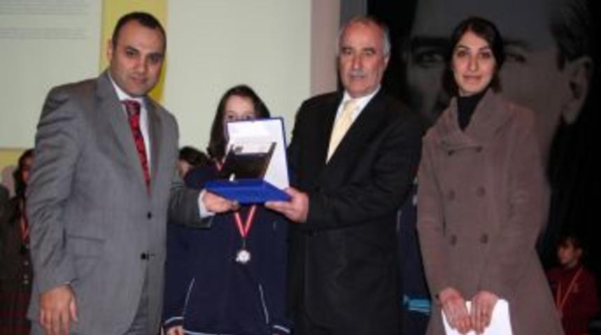 İhlas Koleji'nden İstanbul Birinciliği