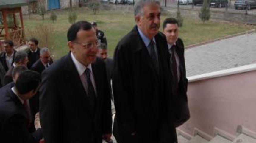 Bakan Yazıcı'dan Suriye &Uuml;zerindeki Transit Ticarete 3 Alternatif Yol