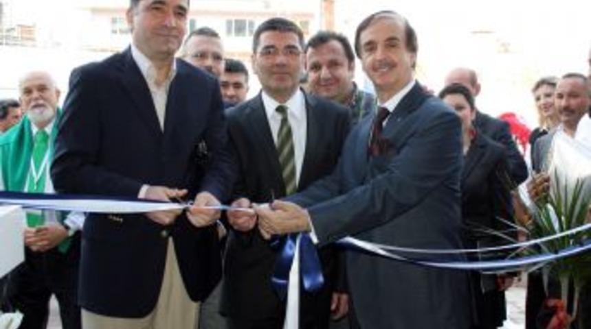 Lastik market Point S, Ankara Yolu&rsquo;nda