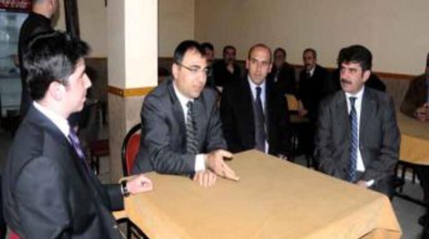 Vali Toprak, Kulp İl&ccedil;esini Ziyaret Etti