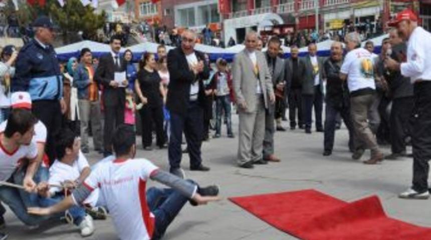 Yozgatlılar &Ccedil;iğdem Pilavı Şenliği'nde eğlendi