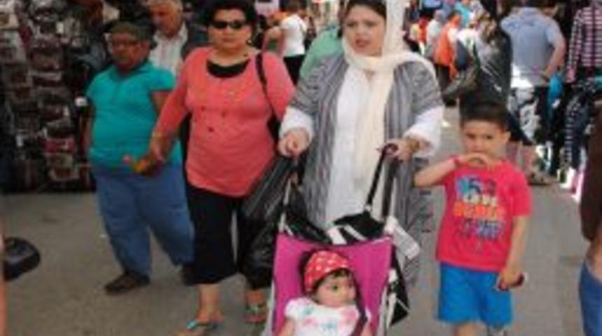 İran riyalinin değer kaybetmesi Acemlerin alışveriş yapmasını kısıtladı