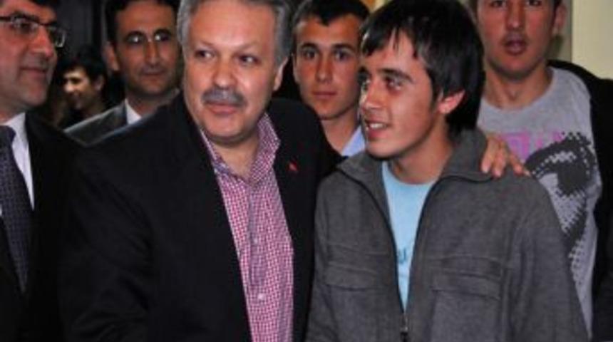 Vali Kahraman, İmam Hatip Lisesi öğrencileriyle buluştu