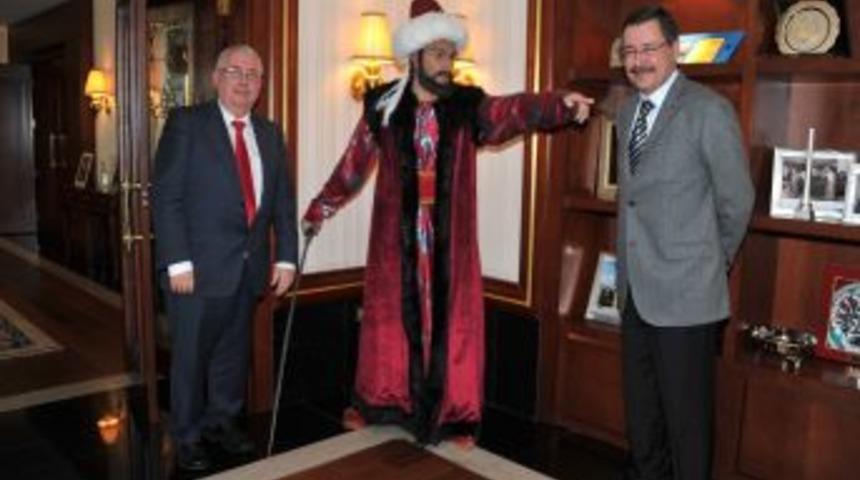 İrlanda Ticaret ve Kalkınma Bakanı Castello'dan G&ouml;k&ccedil;ek'e ziyaret