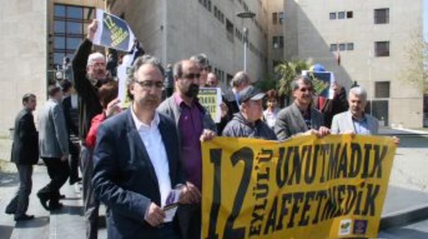 'Darbe d&uuml;zeninden tamamen kopma vaktidir&rsquo; diyerek m&uuml;dahillik dilek&ccedil;esi verdiler