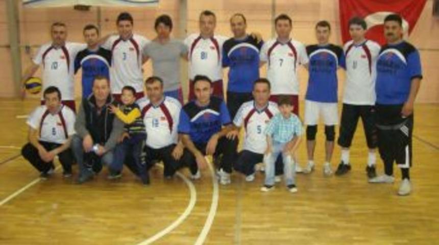 Voleybolda finalde oynayacaklar