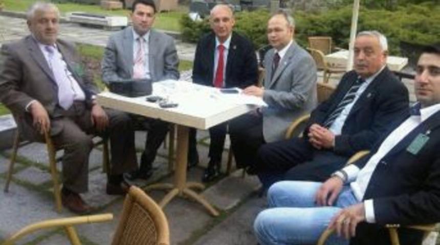 Candan ve Ulupınarı Meclis'te ziyaret ettiler