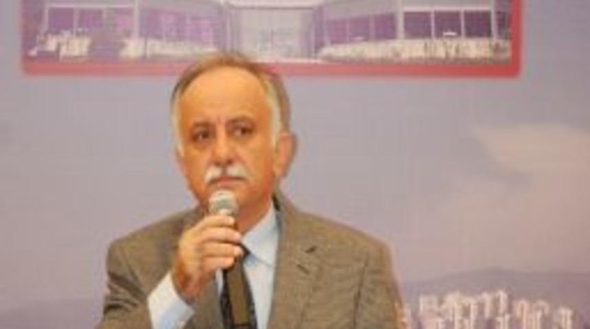 Başkan Karabağ: Belediye gelirlerinin y&uuml;zde 40'ı b&uuml;y&uuml;kşehire gidiyor