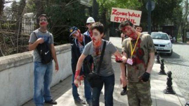 İstanbul’u zombiler bastı
