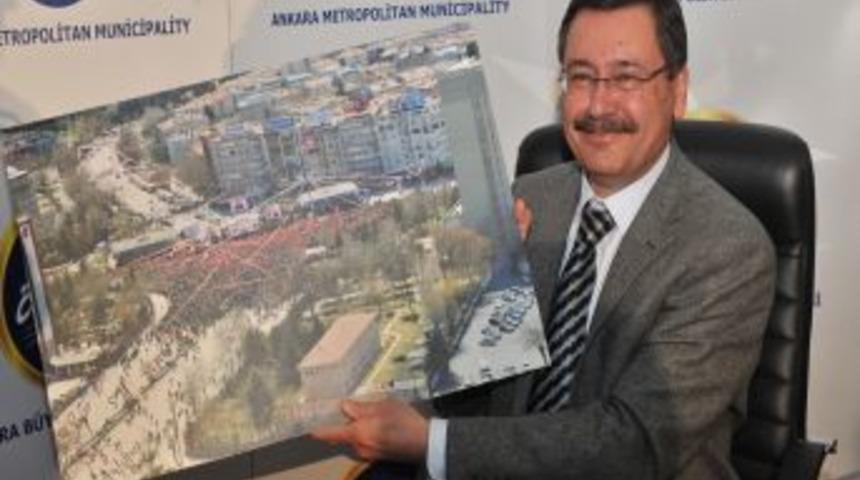 G&ouml;k&ccedil;ek'ten, Chp'nin 'fotoğraflar Sahte' İddialarına Cevap