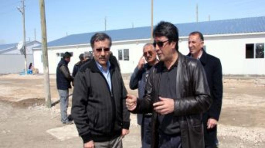 Duhoklu İşadamları Depremzedeleri Ziyaret Etti