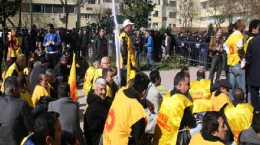 Kocaeli'de Kesk &Uuml;yelerine Polis M&uuml;dahalesi