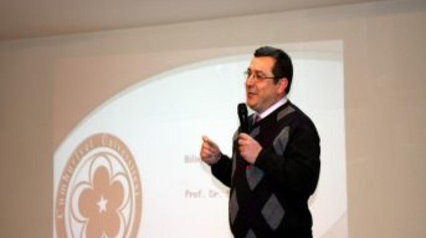 Bilim Sanat Merkezinde Nano Teknoloji Konferansı Verildi