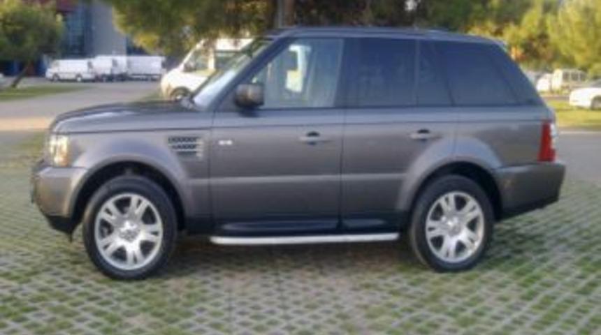 Kiraladıkları L&uuml;ks Cipi Galericiye Sattılar